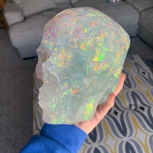 Human size iridescent/opalescent resin skull 💀